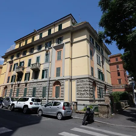 Isabella Chic Con Giardino Privato Apartman